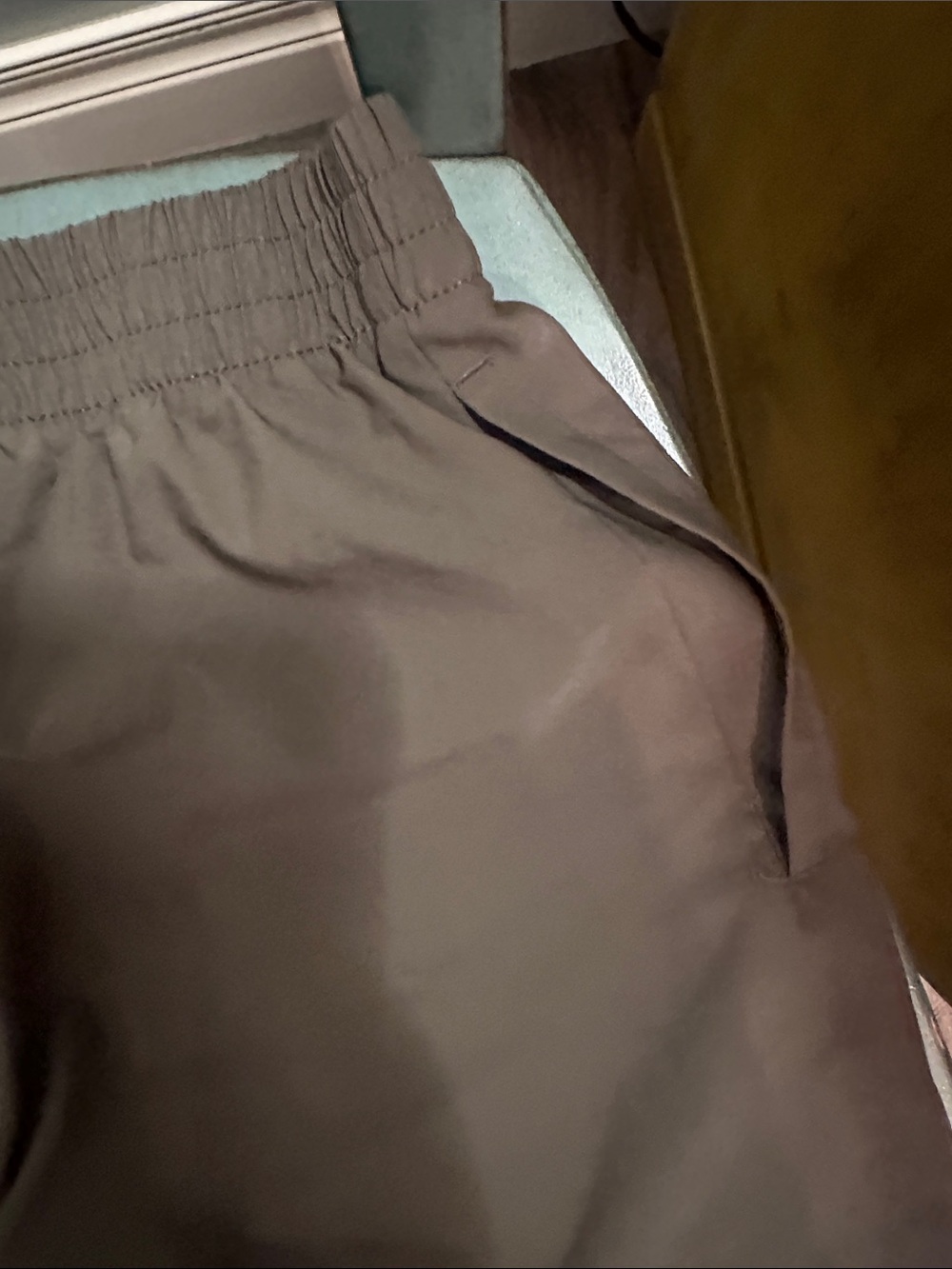 Nike set olive green and cream shorts and tshirt - Picture 6 of 13